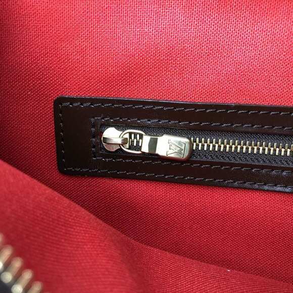 LOUIS VUITTON Authentic Brown Damier Canvas Shoulder Bag
